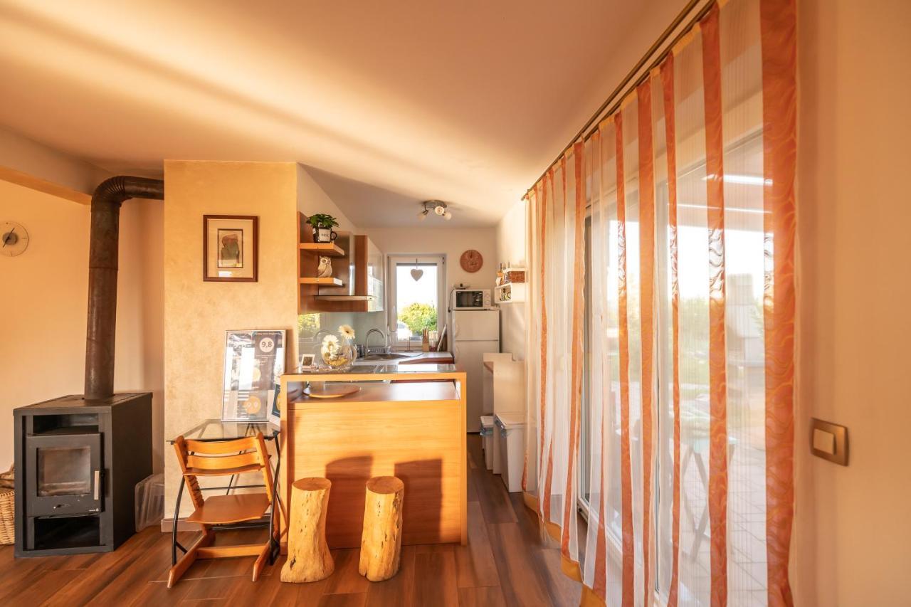 Holiday Home Razglednik Логатець Екстер'єр фото